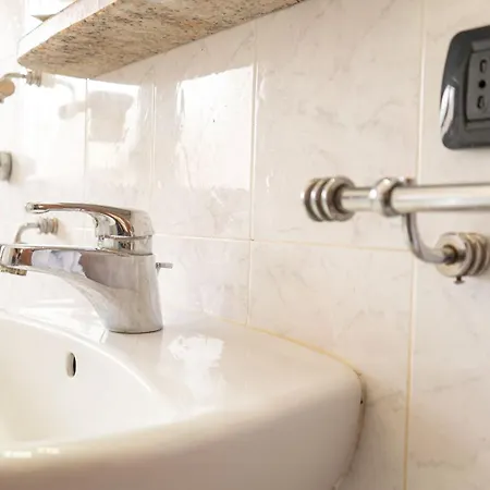 Apartman 5 La Caletta