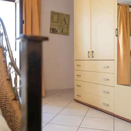 5 * La Caletta