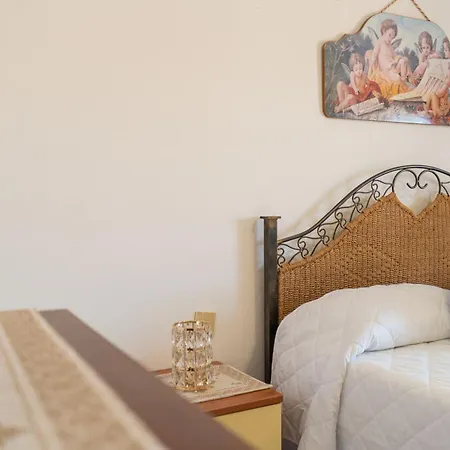 Apartment 5 *