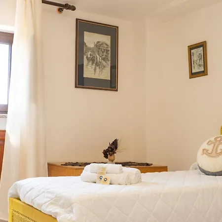 Apartment 5 La Caletta
