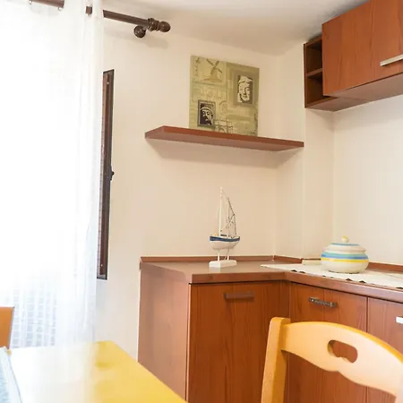 5 * La Caletta